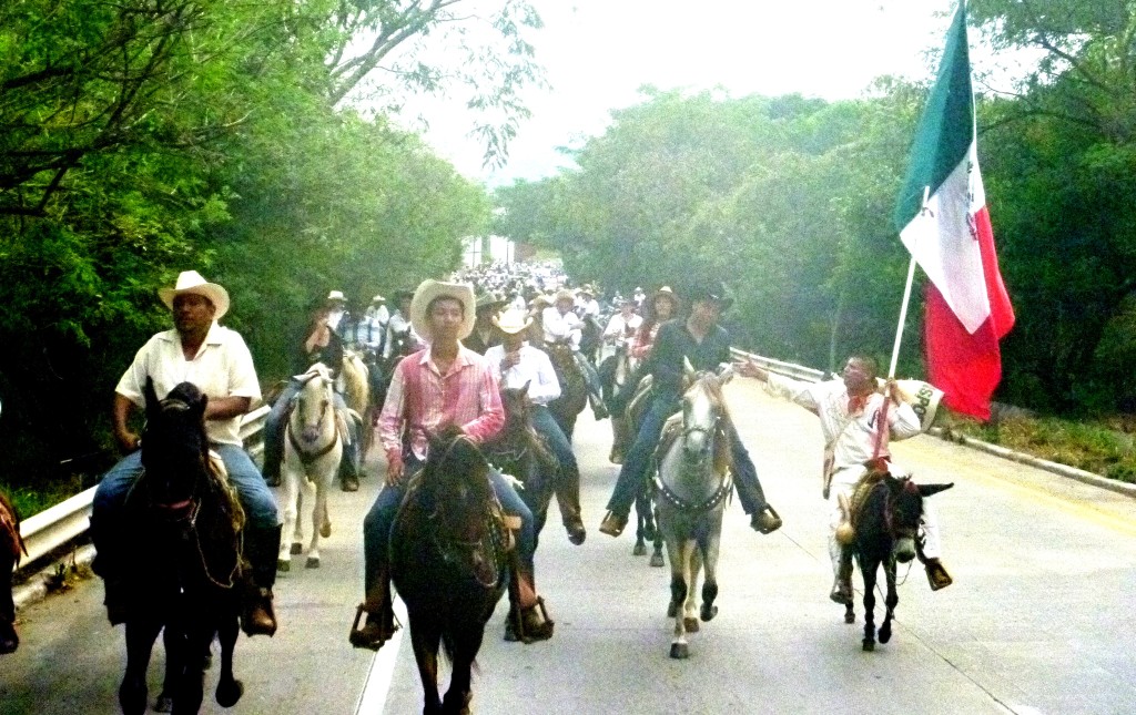 Cabalgata ixtapa-zihuatanejo (1)