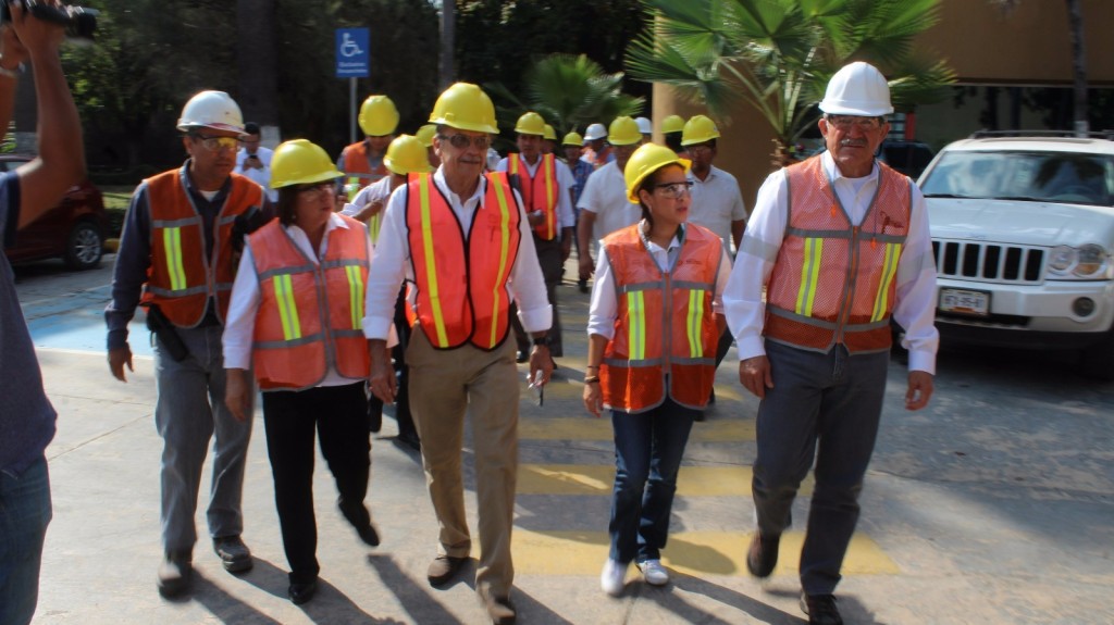 BOL.-163  FIRMAN SEMAREN, SALUD Y HOLCIM APASCO EL CONVENIO RECICLAJE DE LLANTAS,  FUERA DE DENGUE, CHIKUNGUNYA Y ZIKA  .docx (2)