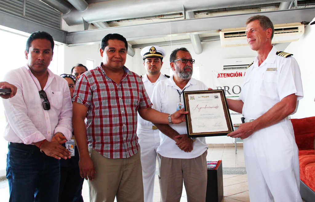 Reconocimiento Capitan de Crucero (1)