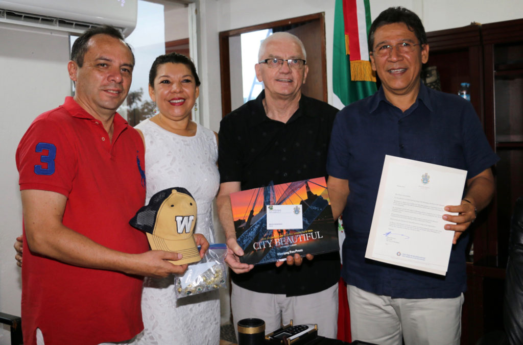 entrega-de-reconocimiento-a-ggb-251016