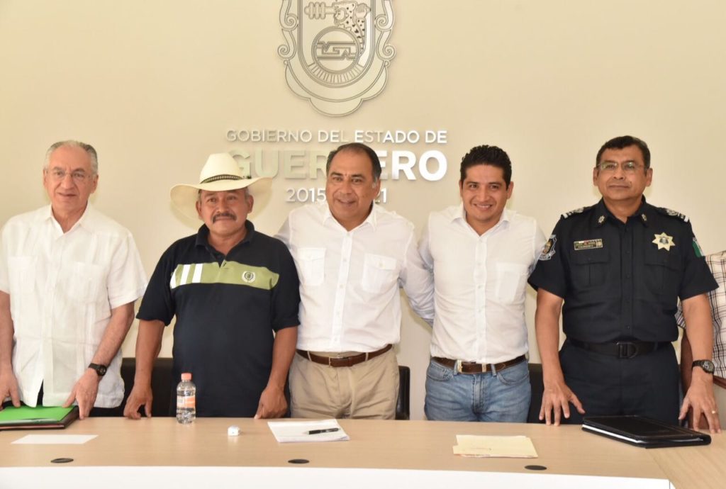 policia-comunitaria-de-tixtla-dispuesta-a-trabajar-con-tres-ordenes1