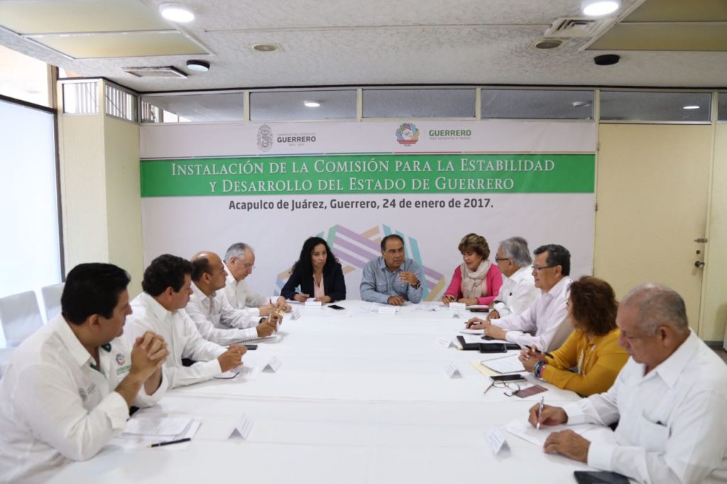 VIGILAR Y CUMPLIR CON EL PLAN DE AUSTERIDAD DEMANDA EL GOBERNADOR A COLABORADORES