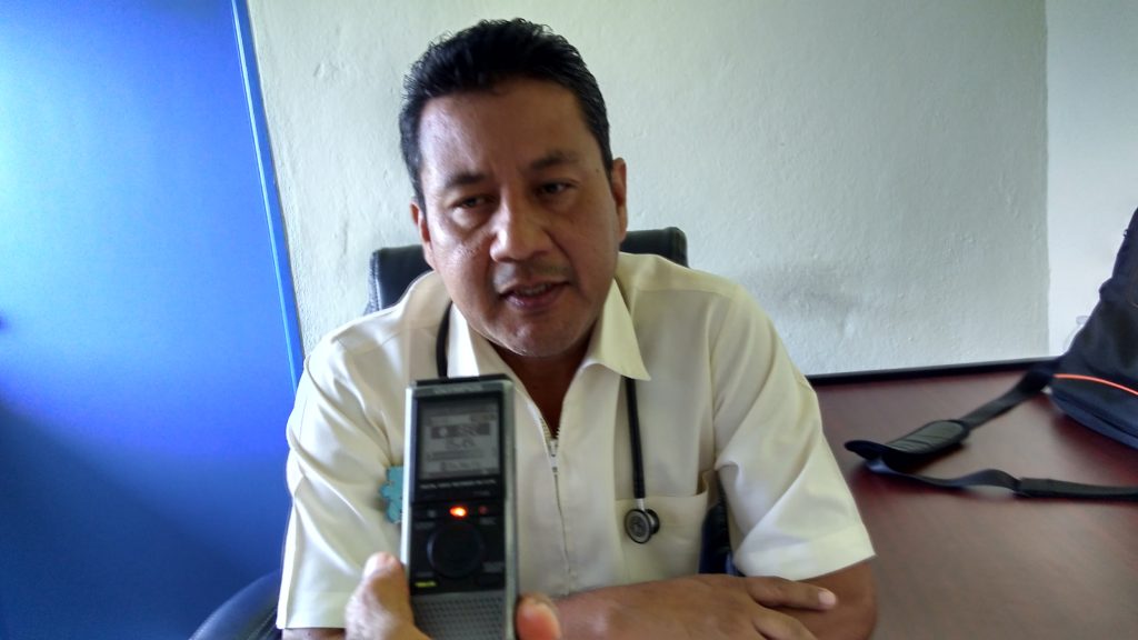 Dr victor Echeverria Aquino nuevo director hospital