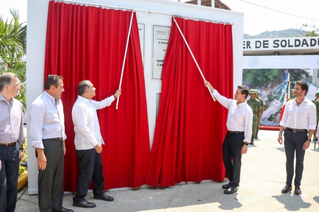 ENTREGA PEÑA NIETO Y ASTUDILLO RED Y PLANTAS DE AGUA POTABLE (5)