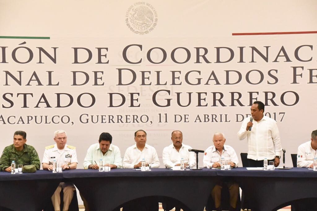 HÉCTOR ASTUDILLO Y RENÉ JUÁREZ ENCABEZAN REUNIÓN DE COORDINACIÓN INSTITUCIONAL DE DELEGADOS (3)