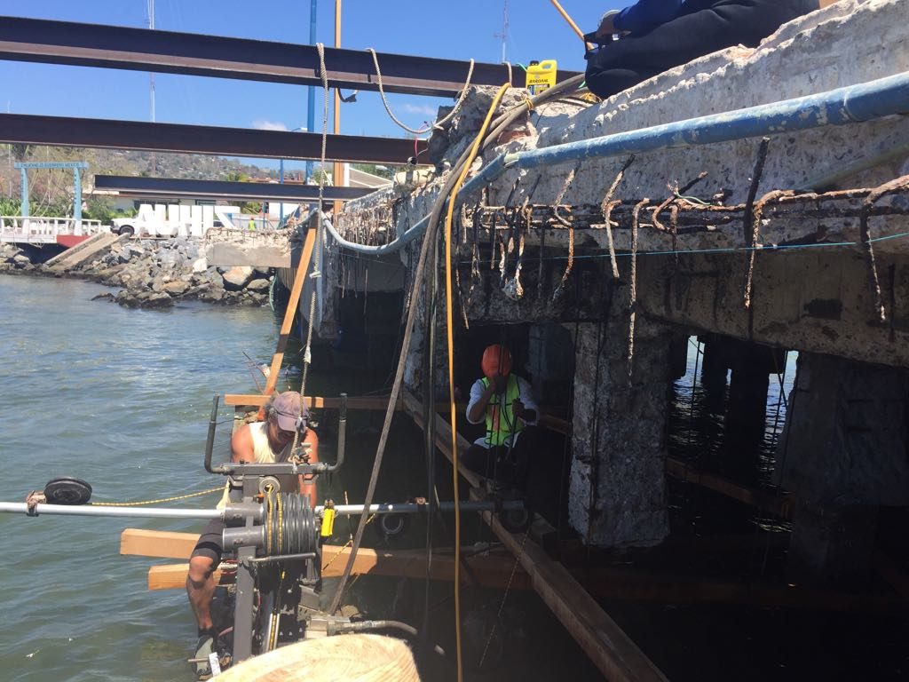 REHABILITA GOBIERNO DEL ESTADO MUELLE PRINCIPAL DE ZIHUATANEJO (2)