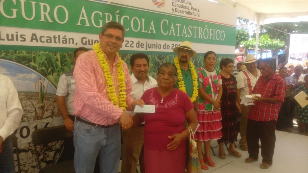 PRODUCTORES DE COSTA CHICA RECIBEN APOYOS DEL PROGRAMA SEGURO AGRÍCOLA CATASTRÓFICO (4)