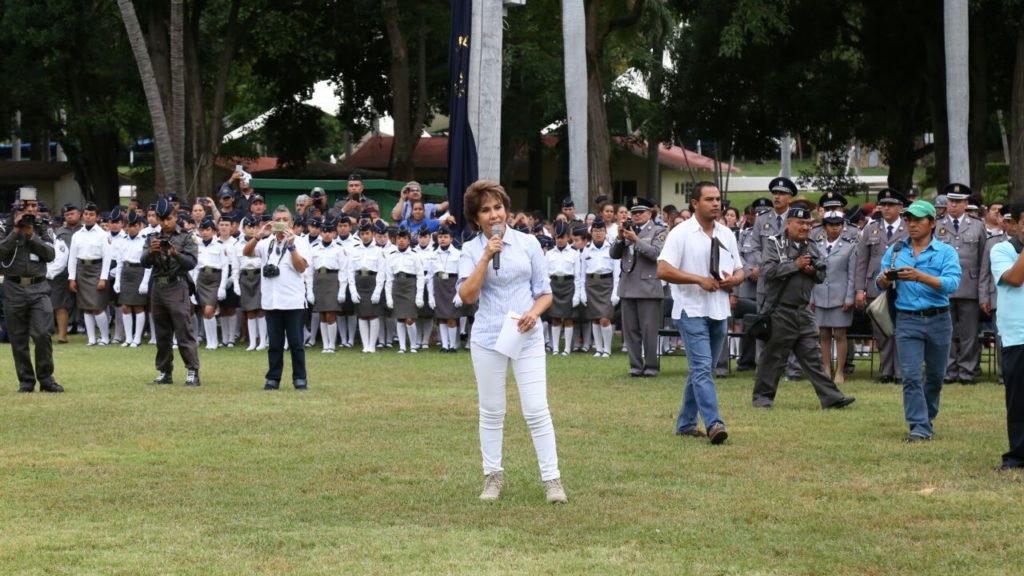 INAUGURA MERCEDES CALVO LA EDICIÓN 40 DEL PENTHATLÓN DEPORTIVO MILITARIZADO UNIVERSITARIO (3)