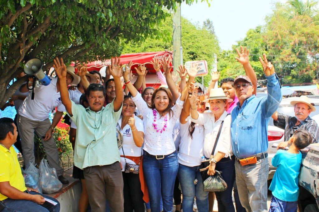 total respaldo de comerciantes para maricarmen