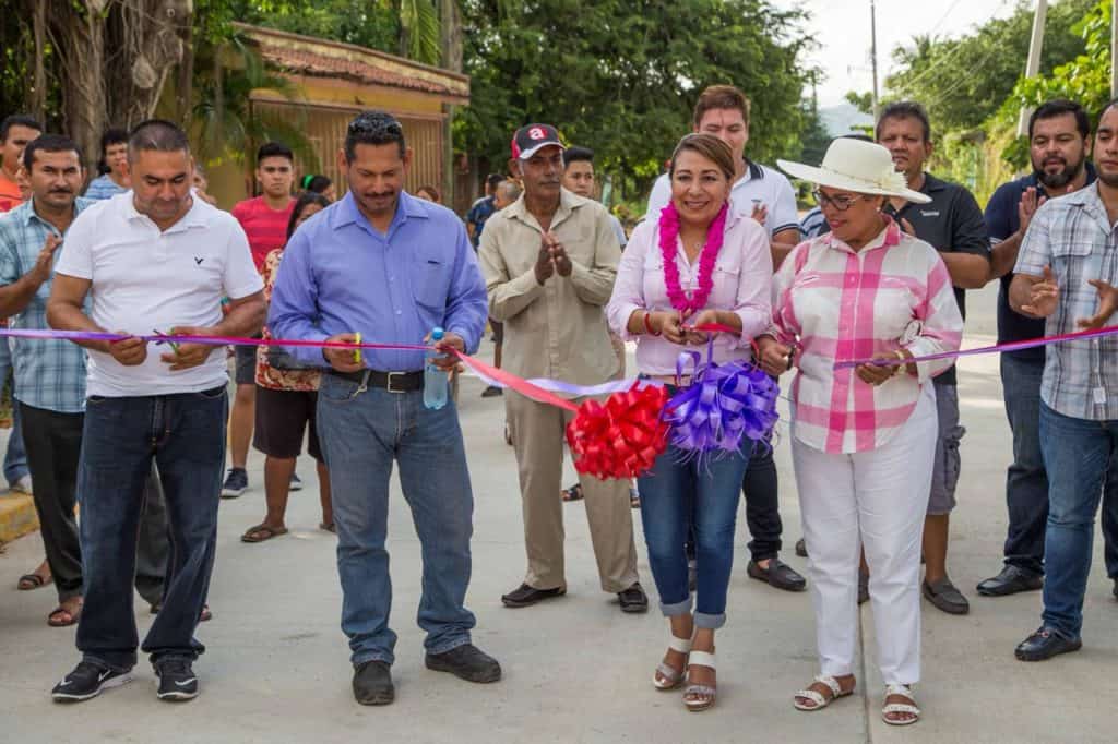 maricarmen inaugura en san jeronimito