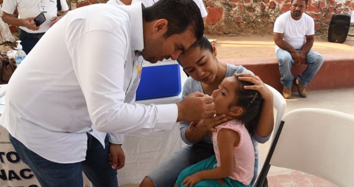 REAFIRMA JORGE SÁNCHEZ ALLEC, SU COMPROMISO CON LA SALUD DE LOS NIÑOS ZIHUATANEJENSES