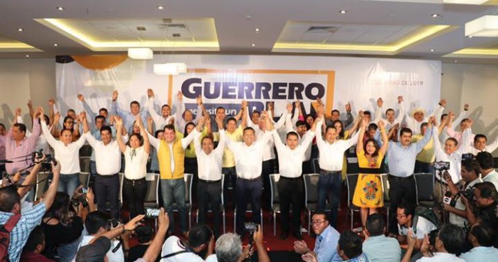 Inicia Carlos Reyes su campaña por la nominación del PRD a la gubernatura