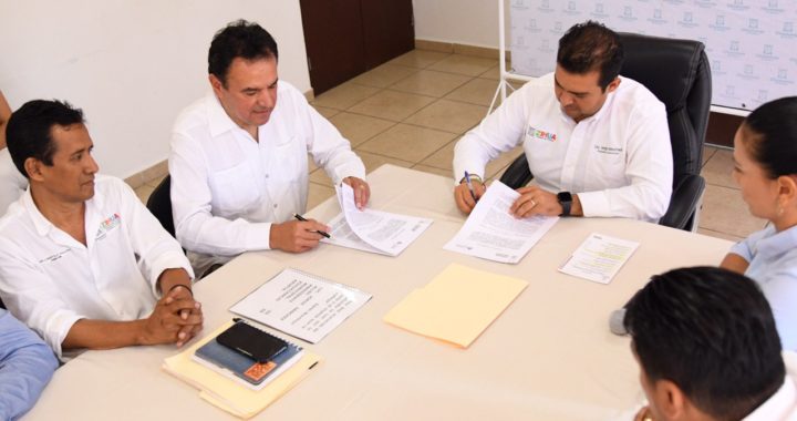 Ayuntamiento de Zihuatanejo y Universidad La Salle Morelia firman convenio de colaboración