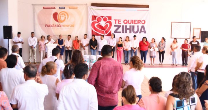 Presidente JSA ratifica compromiso de apoyar mejoras en 10 planteles educativos de Zihuatanejo