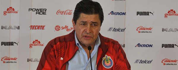 Es un honor dirigir a Chivas: Tena