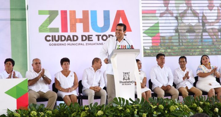 Avanzamos en transformar Zihuatanejo, destaca presidente Jorge Sánchez Allec en su Primer Informe de Gobierno