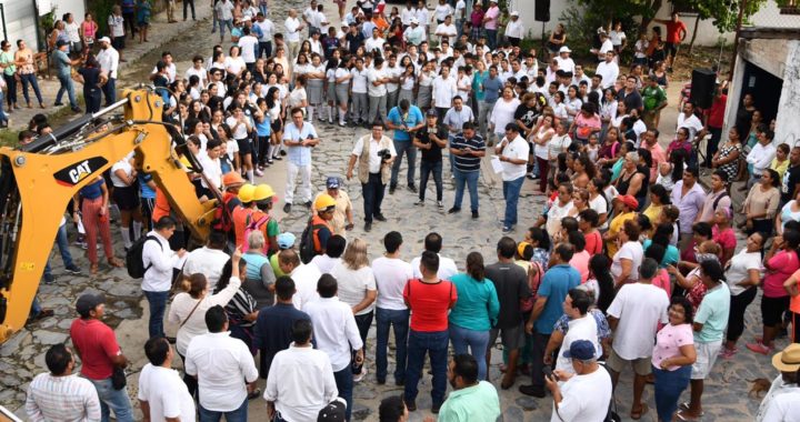 Presidente Jorge Sánchez Allec regresa a la Cuauhtémoc para iniciar pavimentación de dos calles