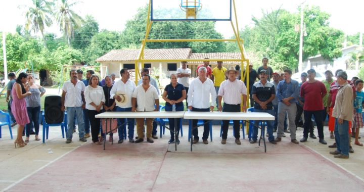 REHABILITA  EL GOBIERNO DE PETATLÁN EL SISTEMA DE AGUA POTABLE EN  LA COMUNIDAD DE MURGA.