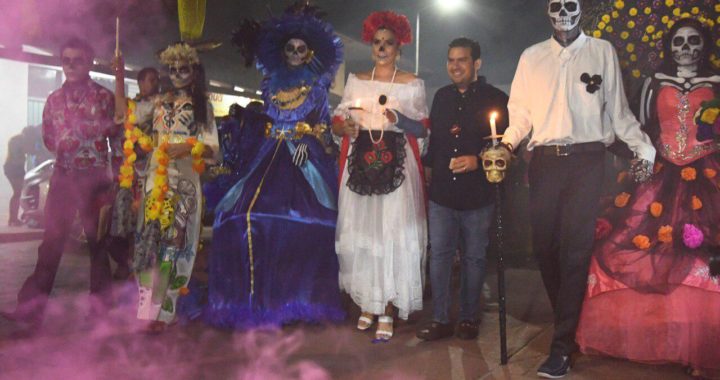 Alcalde Jorge Sánchez Allec agradece entusiasta participación de la gente en Festival de Muertos