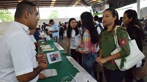 Mayores oportunidades de trabajo en el extranjero para egresados de universidades de Zihuatanejo