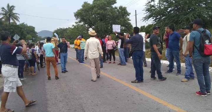 Profesores de la CETEG bloquearán mañana la Y griega en Atoyac