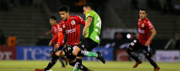 Los Bravos le hacen la maldad a Xolos