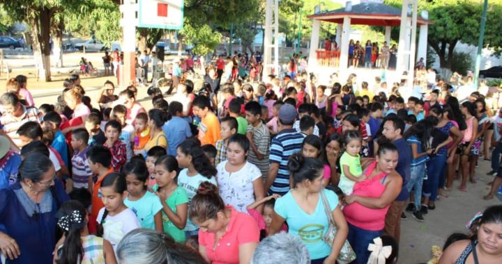 GRANDIOSO FESTIVAL DE REYES, POR PARTE DEL GOBIERNO MUNICIPAL DE PETATLÁN.