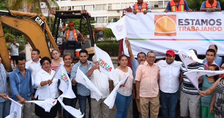 Gobierno de Jorge Sánchez Allec inicia pavimentación en retorno vial del Fovissste