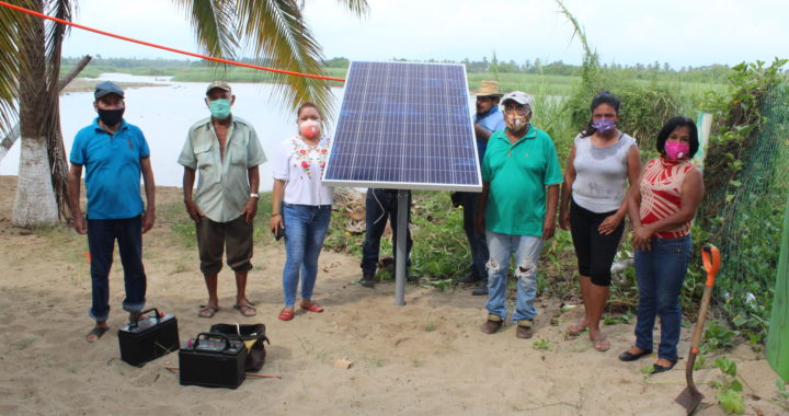 GESTIONA EL GOBIERNO DE PETATLÁN PANELES SOLARES, PARA DIFERENTES COMUNIDADES.