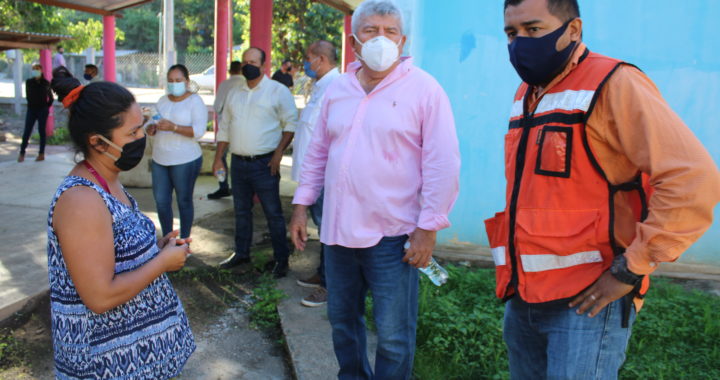 EL GOBIERNO MUNICIPAL DE PETATLÁN, REMODELA Y AMPLIA EL KINDER DE LA COMUNIDAD DE RIO CHIQUITO.