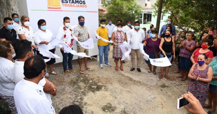 En el último mes del año, gobierno municipal está cerrando con más obras para Zihua