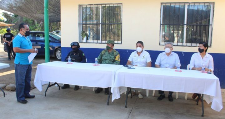 EL PRESIDENTE CHRISTOPHER CÁRDENAS, PUSO EN MARCHA EL CENTRO DE CONTROL, COMANDO Y COMUNICACIÓN (C4) EN PETATLÁN.