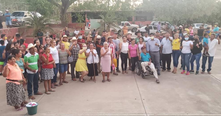 Coyuquilla y La Salada se suman a Crescencio Reyes