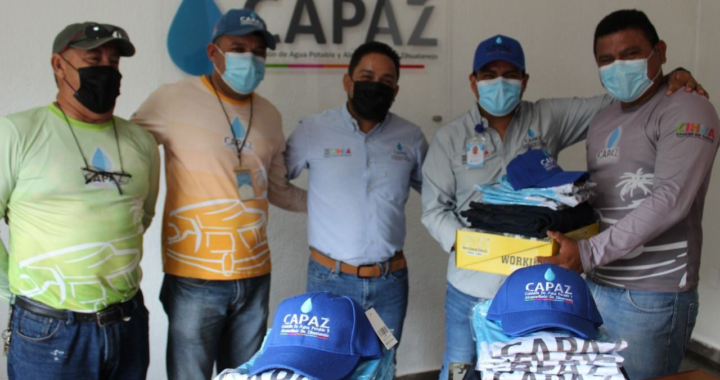 CAPAZ entrega uniformes a personal y avanza en otros temas de infraestructura