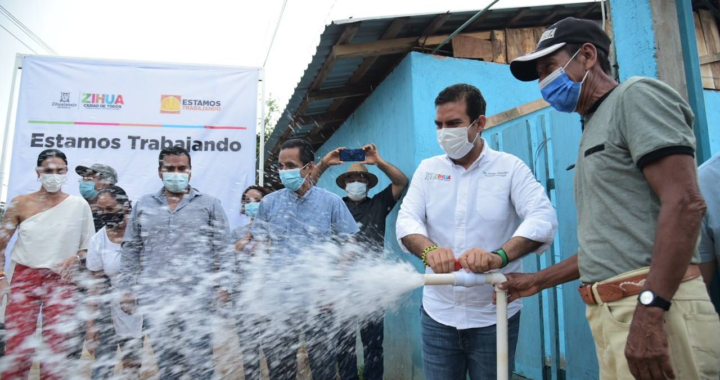 Entrega Jorge Sánchez obra de agua potable en La Chivera