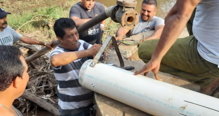 Gobierno de La Unión reemplaza equipo de bombeo de agua potable en Zorcua