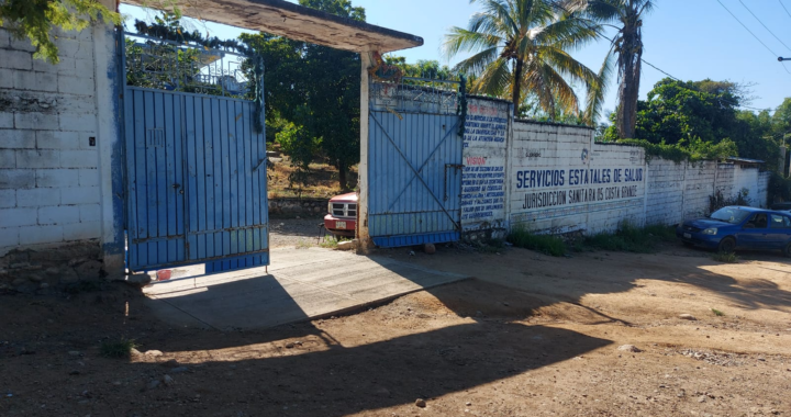 Levantan paro de labores trabajadores de Salud en Tecpan