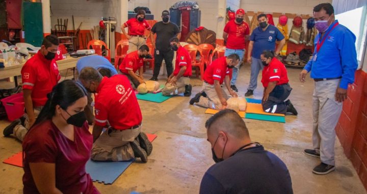 IMPARTE CURSO DE RCP Y BLS LA ASOCIACIÓN AMERICANA DEL CORAZÓN (AHA) A LA DIRECCIÓN DE PROTECCIÓN CIVIL Y BOMBEROS DEL MUNICIPIO DE PETATLÁN