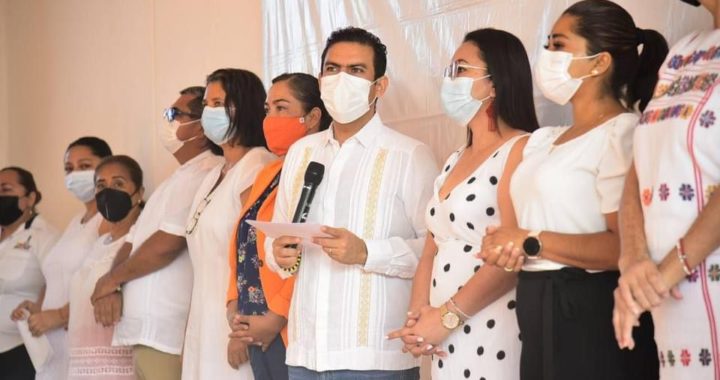 Presidente Jorge Sánchez Allec recibe apoyo de Fundación Merza para escuelas de Zihuatanejo