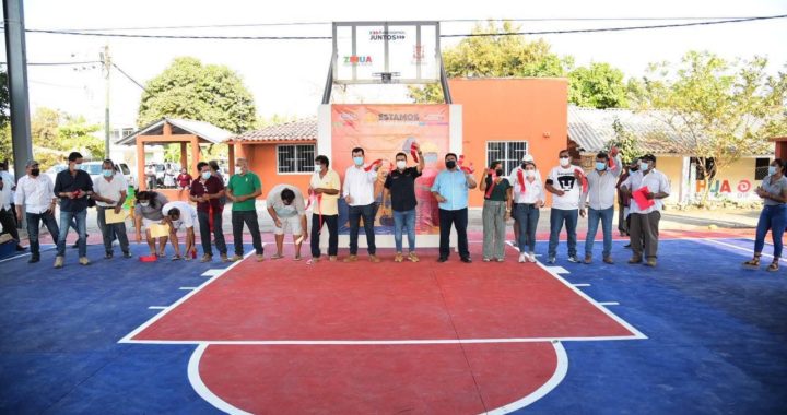 Presidente Jorge Sánchez Allec inaugura espacio público rehabilitado en Barrio Nuevo