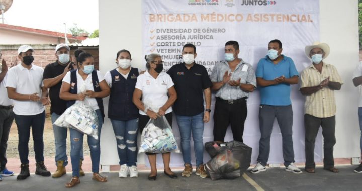 Gobierno de Zihuatanejo lleva Brigada Médico Asistencial a El Calabazalito