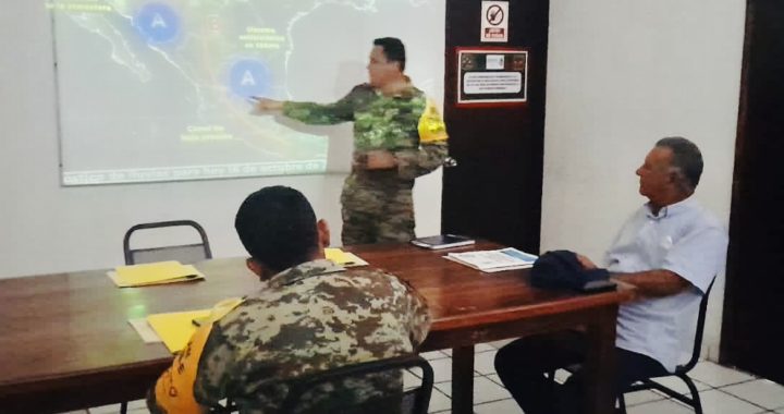 PC Municipal y Ejército Mexicano mantienen coordinación para continuar afrontando temporada de lluvias