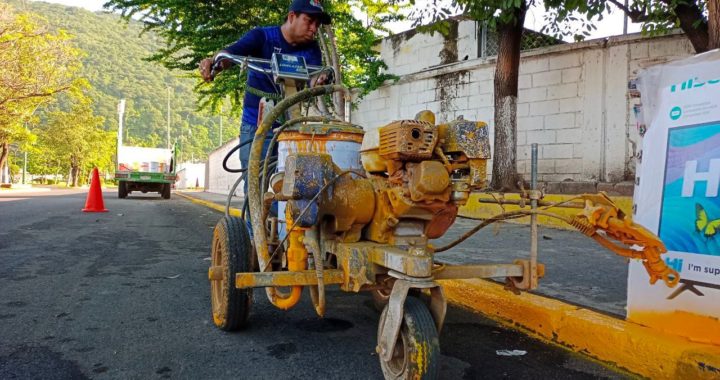 A través del programa Zihua al 100, se mantiene una buena imagen de la ciudad.