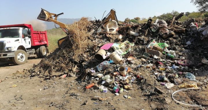 Servicios Públicos elimina más basureros clandestinos que afectaban parte del bulevar Aeropuerto