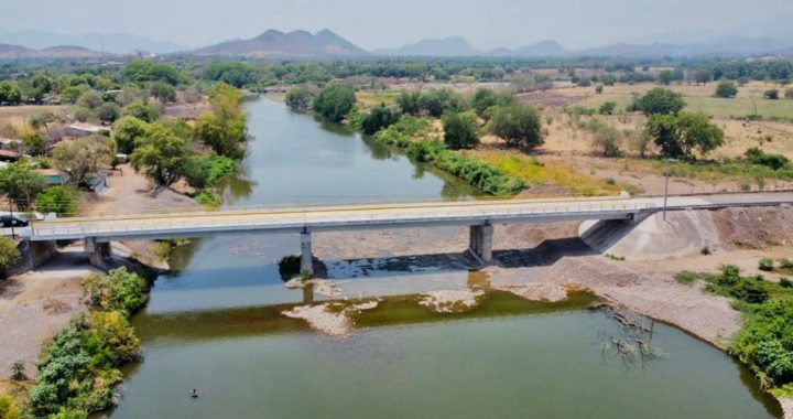 Concluye construcción del puente vehicular El Barco en la región de Tierra Caliente