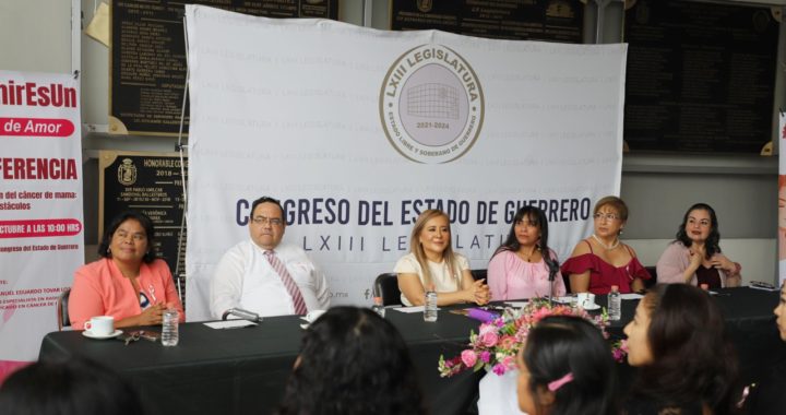 DAN CONFERENCIA SOBRE PREVENCIÓN DEL CÁNCER DE MAMA EN EL CONGRESO DEL ESTADO