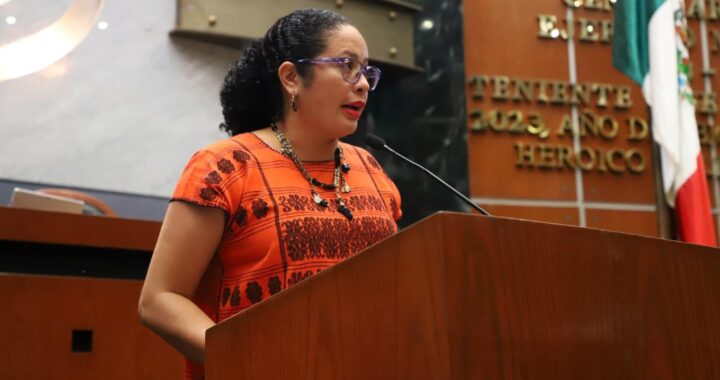 ANALIZAN INSCRIBIR EN EL MURO DE HONOR DEL CONGRESO EL NOMBRE DE BENITA GALEANA LACUNZA